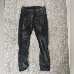 Lululemon leggings!